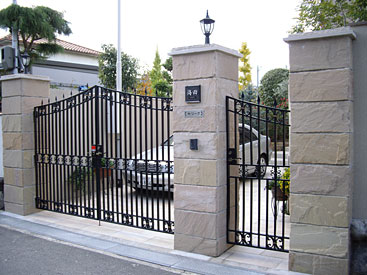 �R���e�X�g��܃G�N�X�e���A